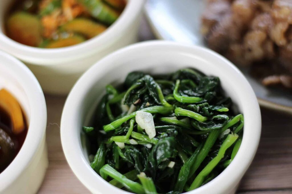 Garlic Sesame Spinach side dish