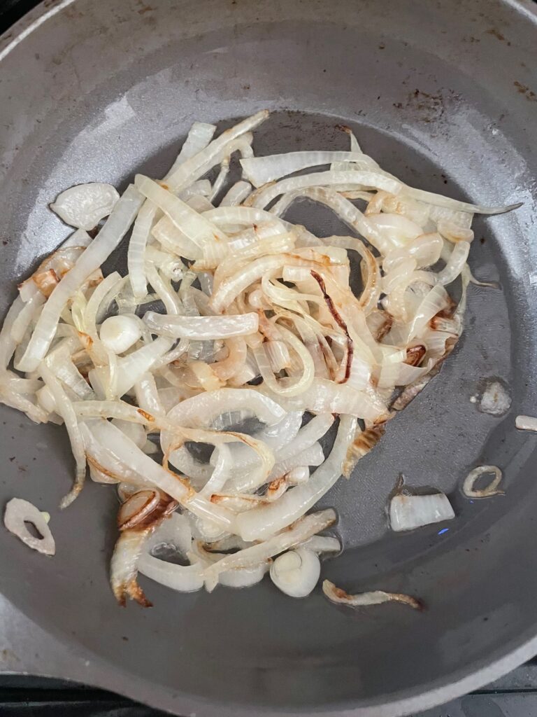 caramelized onion and garlic for steakhouse garlic creamed spinach