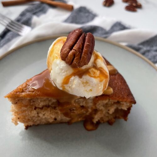 Easiest Apple Spice Cake