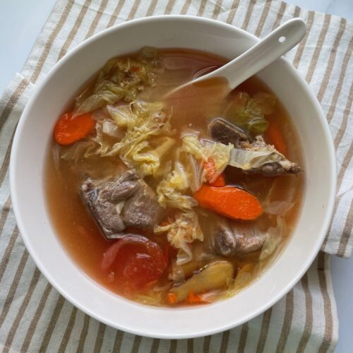 Chinese Vegetable Pork Bone Soup