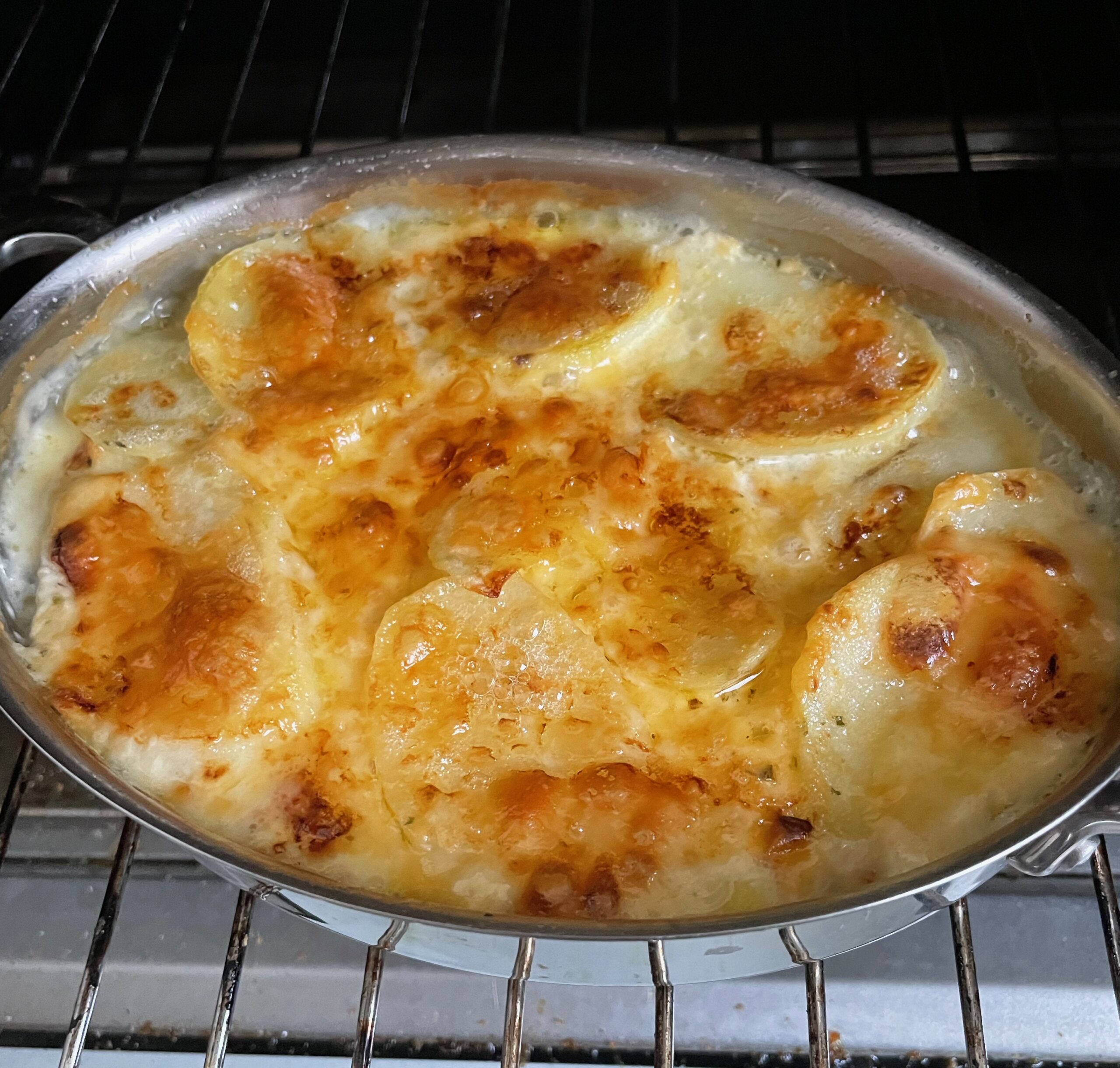 Easy Cheesy Scalloped Potatoes